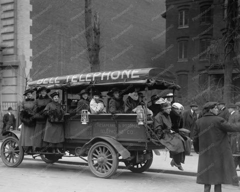 Bell Telephone Trucks Girls Strike 8x10 Reprint Of Old Photo - Photoseeum