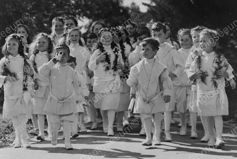 Happy Children In Flower Wreaths Parade 4x6 Reprint Of Old Photo - Photoseeum