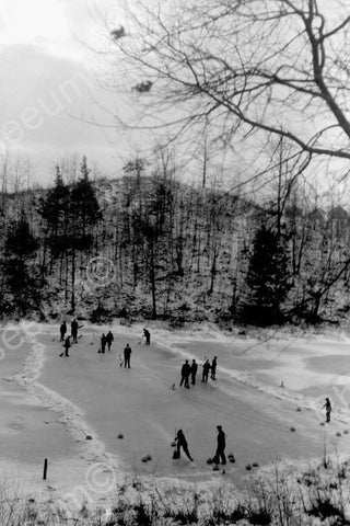 Curling On Grenadier Pond 1900s Toronto 4x6 Reprint Of Old Photo - Photoseeum