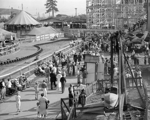 Happyland Raiload 1936 Vintage 8x10 Reprint Of Old Photo - Photoseeum