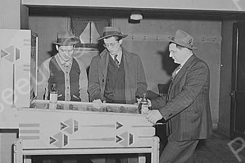Playing Pinball & Having Beer Pa Club Vintage 1940s 4x6 Reprint Of Old Photo - Photoseeum