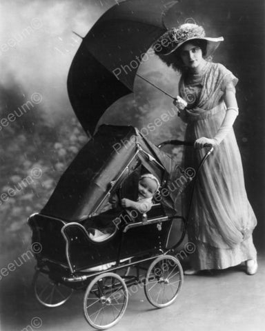 Victorian Mom & Baby In Antique Carriage 8x10 Reprint Of Old Photo - Photoseeum