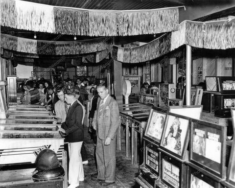 Pinball Parlour Arcade 1950s Vintage 8x10 Reprint Of Old Photo - Photoseeum