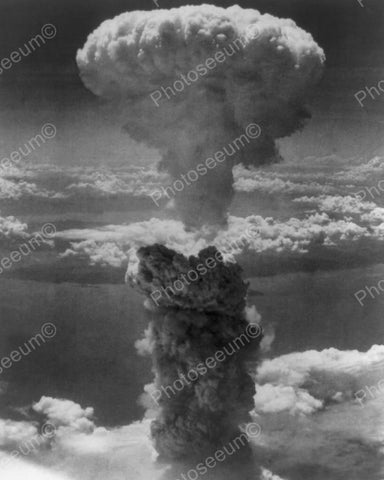 Nagasaki Japan Under Atomic Bomb Attack Vintage 8x10 Reprint Of Old Photo - Photoseeum