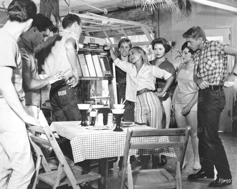 AMI Jukebox Party Vintage 8x10 Reprint Of Old Photo - Photoseeum