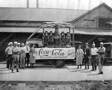 Coca Cola Float 1922 Vintage 8x10 Reprint Of Old Photo - Photoseeum