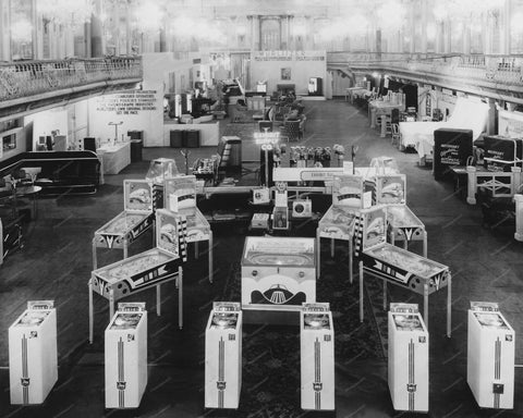 Exhibit Supply Trade Show Pinball & Arcade Games 8x10 Reprint Of Old Photo - Photoseeum