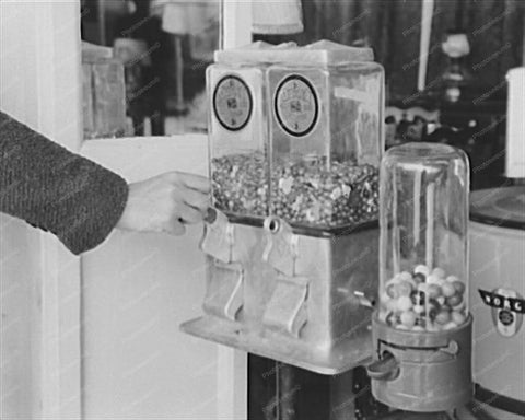 Gumball Penny Vending Machines 1930s 8x10 Reprint Of Old Photo - Photoseeum