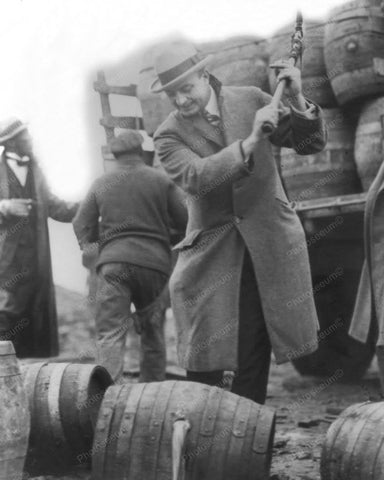 Destroying Beer 1924 Vintage 8x10 Reprint Of Old Photo - Photoseeum