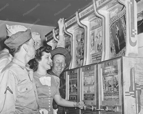 Soldiers Play Arcade Games Vintage 8x10 Reprint Of Old Photo - Photoseeum