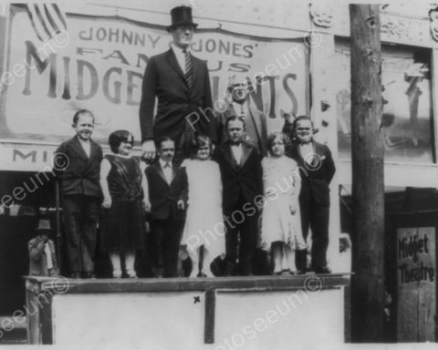 Midgets & Giant Side Show On Stage 1920s 8x10 Reprint Of Old Photo - Photoseeum
