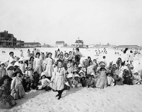 Little Girls In Dresses New York Beach 8x10 Reprint Of Old Photo - Photoseeum