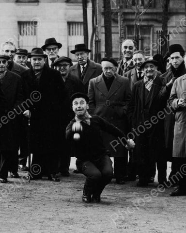 Man Throws Bocci Ball Before Crowd 8x10 Reprint Of Old Photo - Photoseeum