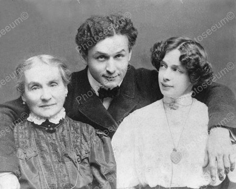 Houdini Poses With Wife & Mother 1907 Vintage 8x10 Reprint Of Old Photo - Photoseeum