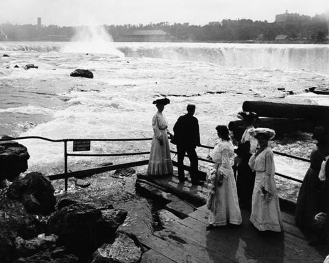 Niagara Falls Sign: Do Not Venture Into Dangerous Places 8x10 Reprint Old Photo - Photoseeum