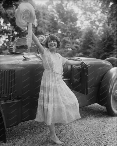 Lady Posing With Large Vintage Car 8x10 Reprint Of Old Photo - Photoseeum