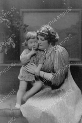 Victorian Mother Cuddlles Thougtful Tot 4x6 Reprint Of Old Photo - Photoseeum