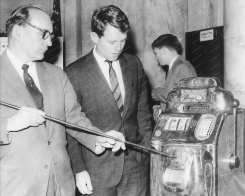 Robert Kennedy Inspects Jennings Slot Machine Vintage 8x10 Reprint Of Old Photo - Photoseeum