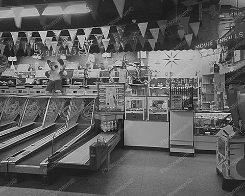 Skee Ball 5 Cent Play 9 Balls In Arcade 8x10 Reprint Of Old Photo - Photoseeum