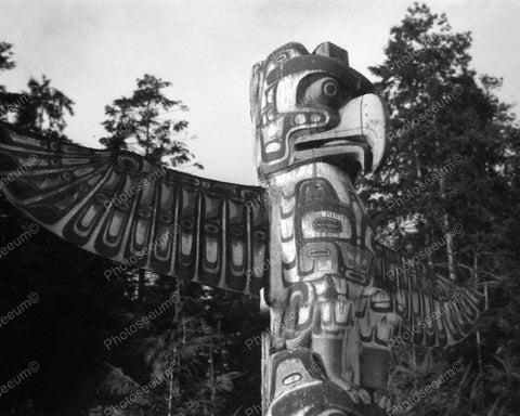 Totem Pole Vintage 8x10 Reprint Of Old Photo 1 - Photoseeum