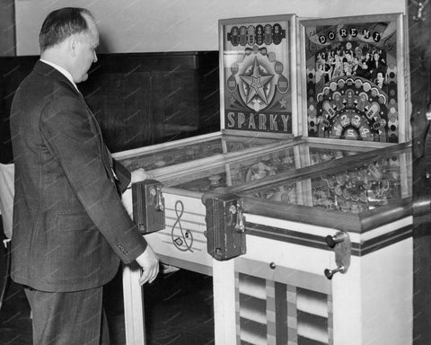 Pinball Machines Sparky & Do Re Me 1941 Vintage 8x10 Reprint Of Old Photo - Photoseeum