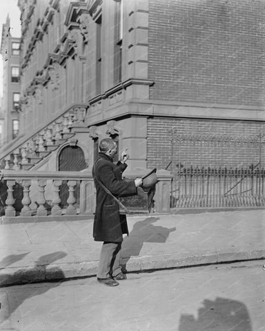Organ Grinder Man  New York 1900s 8x10 Reprint Of Old Photo - Photoseeum