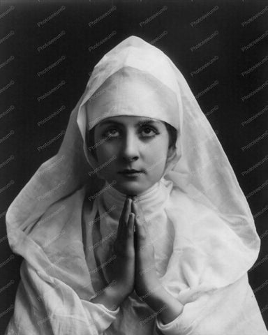 Victorian Praying Nun Portrait 1900s 8x10 Reprint Of Old Photo - Photoseeum