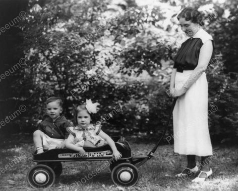 Victorian Boy & Girl Antique Wagon Ride! 8x10 Reprint Of Old Photo - Photoseeum