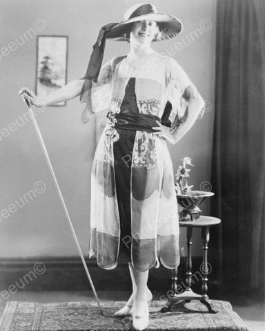 Woman Modelling Fashion Design 1921 Vintage 8x10 Reprint Of Old Photo - Photoseeum