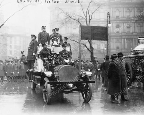 Firemen Ride Engine In New York 1900s 8x10 Reprint Of Old Photo - Photoseeum