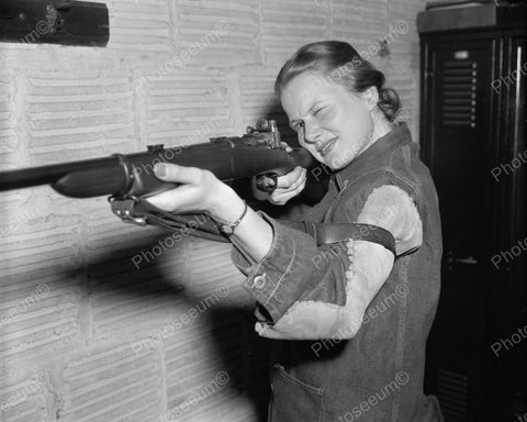 Woman Sharpshooter 1939 Vintage 8x10 Reprint Of Old Photo - Photoseeum