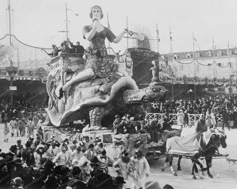 Carnival Women Riding Turtle In Parade 8x10 Reprint Of Old Photo - Photoseeum