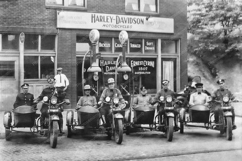 Harley Davidson 1920's Dealership Pa - Police On Bikes 8x12 Reprint Of Old Photo - Photoseeum