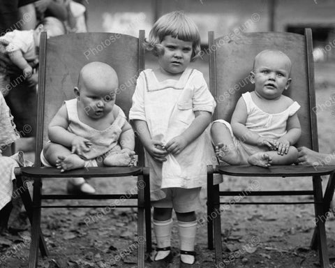 Three Children Waiting 1922 Vintage 8x10 Reprint Of Old Photo - Photoseeum