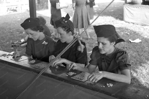 Louisiana State Fair Women Playing Bingo Vintage 1930 4x6 Reprint Of Old Photo - Photoseeum