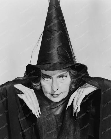 Agnes Moorehead Vintage "Witch" 8x10 Reprint Of Old Photo - Photoseeum