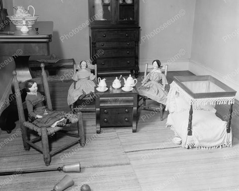 Three Dolls Set To Have A Tea Party 1939 Vintage 8x10 Reprint Of Old Photo - Photoseeum