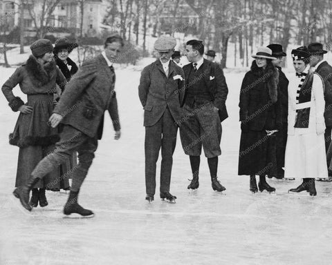 Ice Skaters New York Central Park Vintage 1900s 8x10 Reprint Of Old Photo - Photoseeum