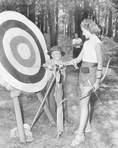 Archery Bullseye Target Practice Vintage 8x10 Reprint Of Old Photo - Photoseeum